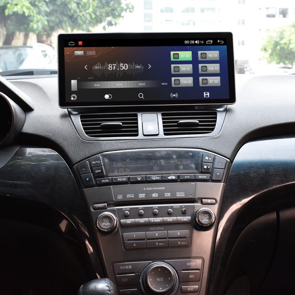 Acura MDX factory radio and Android screen comparison
